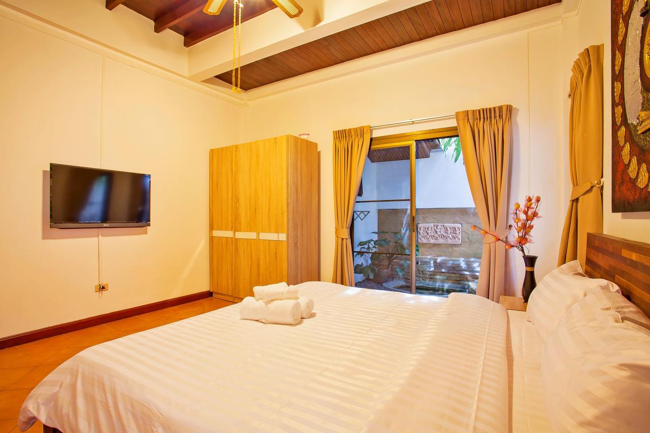 Traditional Thai Villa Nikkie In Tropical Nature, 4Br & Pool, Near Rawai Beach Nai Harn エクステリア 写真
